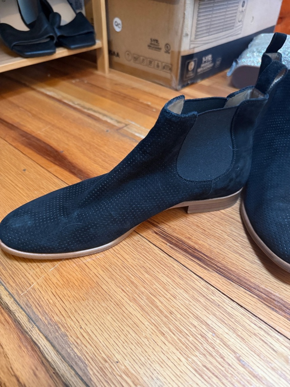 Suede Chelsea Ankle Boots in Black suede - Picture 3 of 10